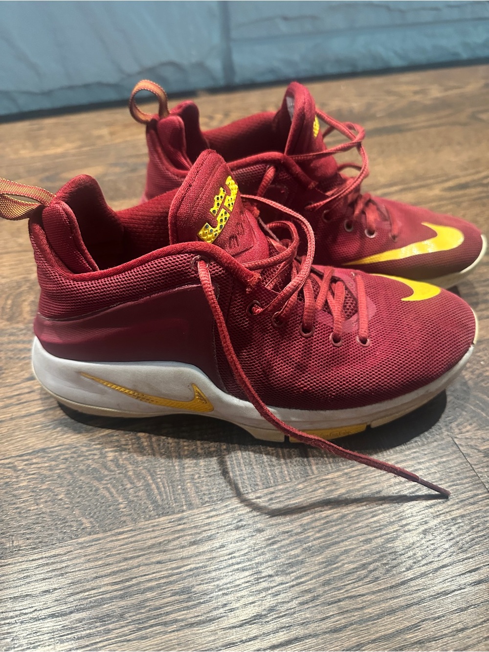 Nike zoom witness Kids Maroon and Yellow Basketball Sneakers 5Y